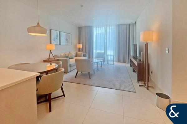 Luxury Living | Vacant Now | Furnished